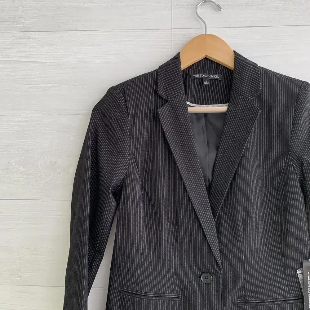 NWT Apt. 9 - Black pinstriped The Torie Jacket single button blazer, sz 0